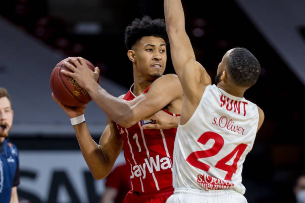 意与俱乐部 意与俱乐部