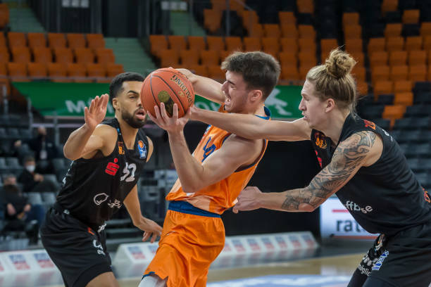 富勒姆时复 富勒姆时复