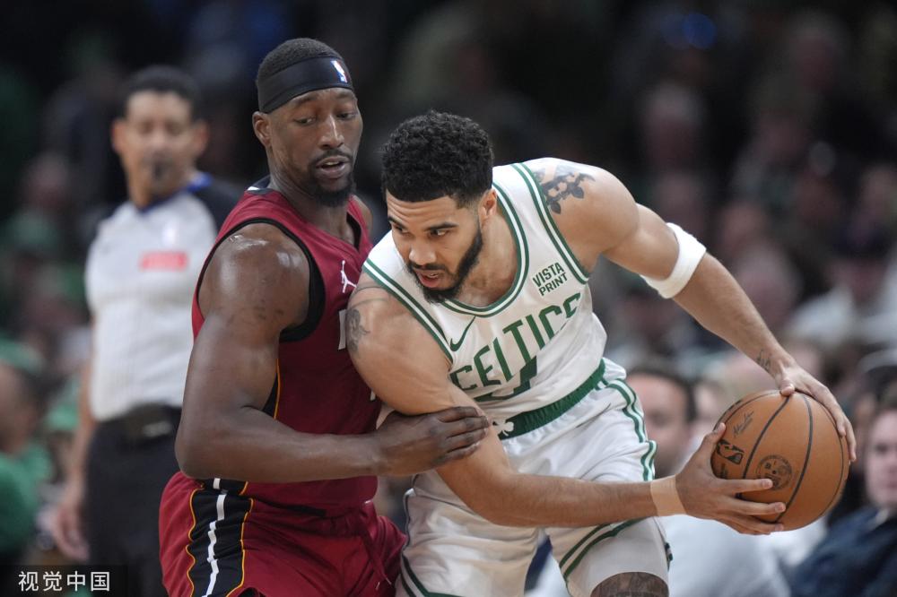 贴身防守来 贴身防守来